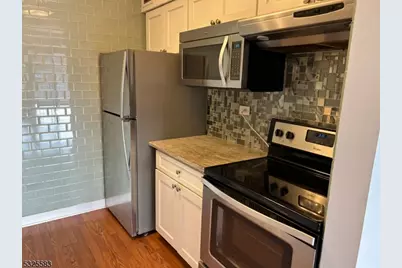 300 Main St #405, Little Falls Township, NJ 07424 - Photo 4