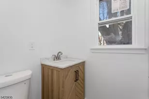 325 Hollywood Ave, Hillside, NJ 07205 - Photo 14