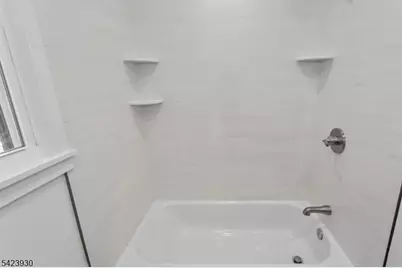 325 Hollywood Ave, Hillside, NJ 07205 - Photo 18