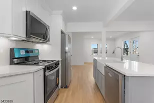 325 Hollywood Ave, Hillside, NJ 07205 - Photo 8