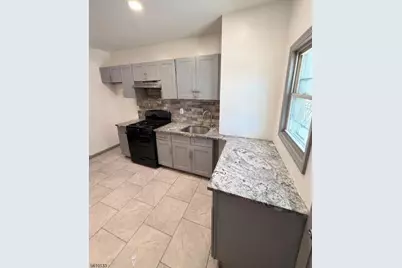 133 Mallory Ave, Jersey City, NJ 07304 - Photo 2