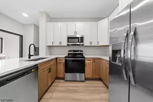 87 Mary St, Paterson, NJ 07503 - Photo 8