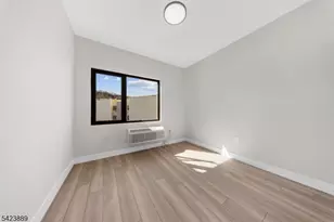 87 Mary St, Paterson, NJ 07503 - Photo 12