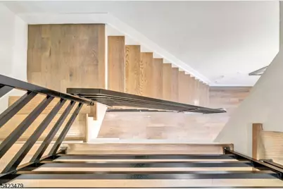 209 Bowers St, Jersey City, NJ 07307 - Photo 28