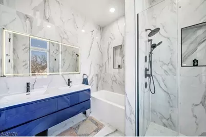 209 Bowers St, Jersey City, NJ 07307 - Photo 36