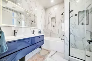 209 Bowers St, Jersey City, NJ 07307 - Photo 34