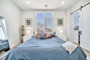 209 Bowers St, Jersey City, NJ 07307 - Photo 30