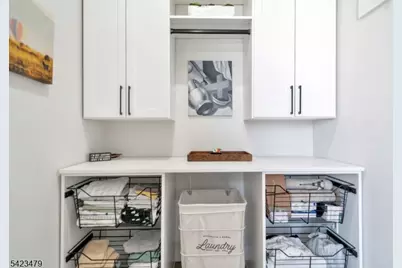 209 Bowers St, Jersey City, NJ 07307 - Photo 38