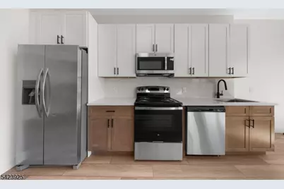 87 Mary St #502, Paterson, NJ 07503 - Photo 8