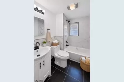 460 William St #2, East Orange, NJ 07017 - Photo 4