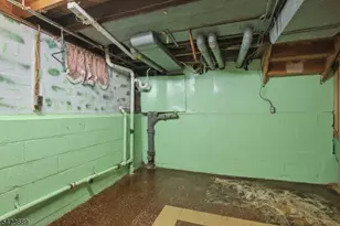 584 Lehigh Ave, Union Township, NJ 07083 - Photo 20