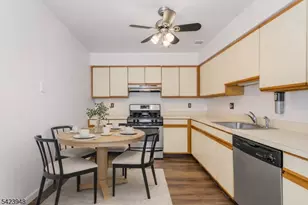 483 Forest St, Kearny, NJ 07032 - Photo 4