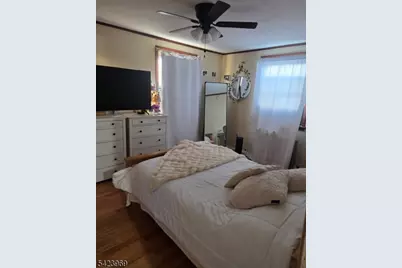 413 Paderewski Ave, Perth Amboy, NJ 08861 - Photo 10