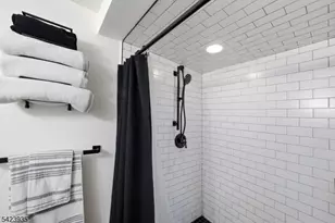 211 Mountain View Rd, Hillsborough Township, NJ 08844 - Photo 34