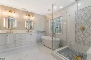 722 County Rd 579, Raritan Township, NJ 08822 - Photo 24
