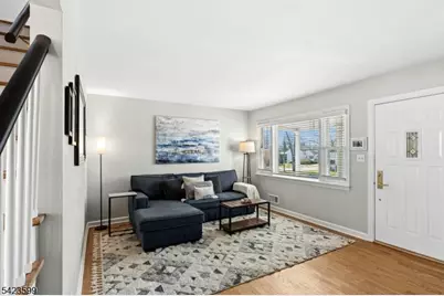 512 Gallows Hill Rd, Cranford Township, NJ 07016 - Photo 4