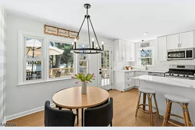 512 Gallows Hill Rd, Cranford Township, NJ 07016 - Photo 8