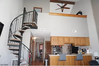 4 Greg Norman Ct #4, Vernon, NJ 07462 - Photo 2