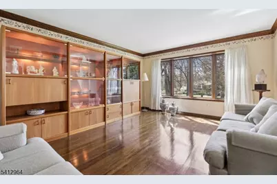 34 Knollcroft Rd, Bernards Township, NJ 07920 - Photo 4