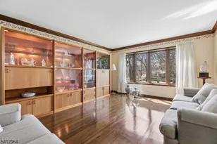 34 Knollcroft Rd, Bernards Township, NJ 07920 - Photo 4