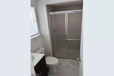 132 Longacre Ct, Hillsborough Township, NJ 08844 - Photo 12