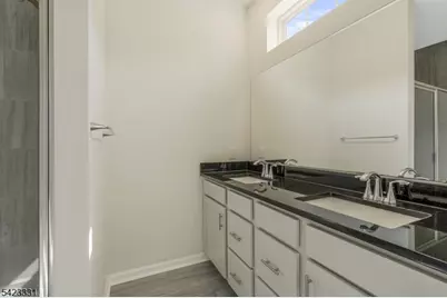 17 Gala Ct, Livingston Twp., NJ 07039 - Photo 12