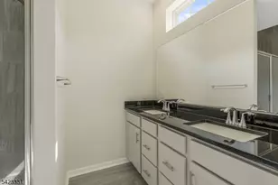 17 Gala Ct, Livingston Twp., NJ 07039 - Photo 12