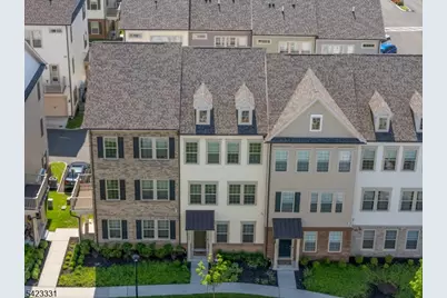 17 Gala Ct, Livingston Twp., NJ 07039 - Photo 2