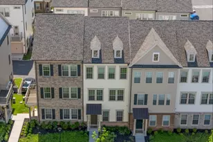 17 Gala Ct, Livingston Twp., NJ 07039 - Photo 2