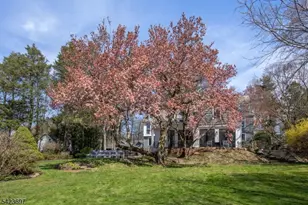 45 Village Rd, Harding Township, NJ 07976 - Photo 4