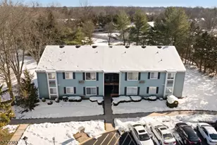 62 Eton Way, Franklin Township, NJ 08873 - Photo 6