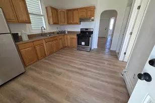 18 Michigan Ave, Paterson, NJ 07503 - Photo 2