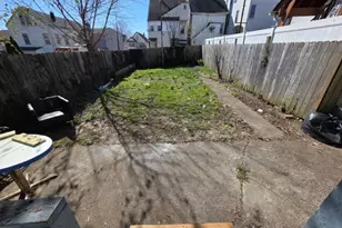 18 Michigan Ave, Paterson, NJ 07503 - Photo 10