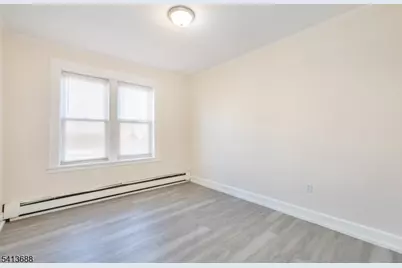 226 Franklin Ave #2R, Nutley, NJ 07110 - Photo 2