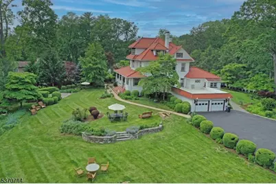 44 Manor Dr, Bernards Township, NJ 07920 - Photo 2