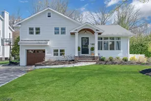 98 N Summit Ave, Chatham, NJ 07928 - Photo 2