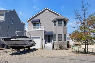 43 Farragut Dr, Brick Twp., NJ 08723 - Photo 2