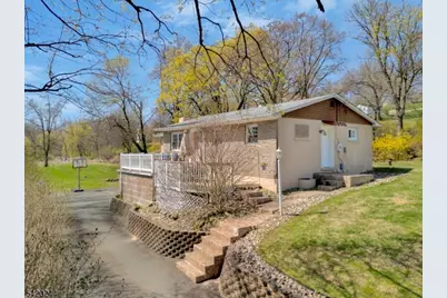 123 Thatchers Hill Rd, Raritan Township, NJ 08822 - Photo 2
