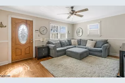 123 Thatchers Hill Rd, Raritan Township, NJ 08822 - Photo 6