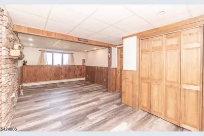 19 Valley Dr W, Vernon, NJ 07418 - Photo 16