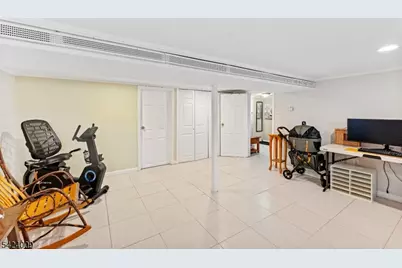 15 Melrose Ter, Elizabeth, NJ 07208 - Photo 18