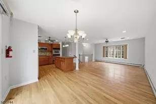 911 Upper Dr, Stillwater, NJ 07860 - Photo 6