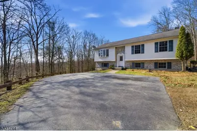 911 Upper Dr, Stillwater Twp., NJ 07860 - Photo 2