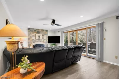 262 Skyline Dr, Long Hill Township, NJ 07946 - Photo 20