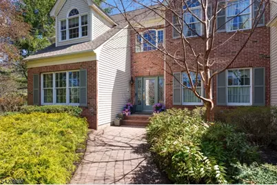 39 Red Oak Way, Montgomery Township, NJ 08502 - Photo 2