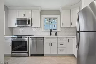 14 Edgewood Rd, Chatham, NJ 07928 - Photo 8