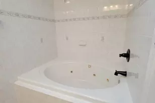 11 Wallis Ave, Jersey City, NJ 07306 - Photo 10