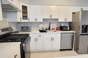 11 Wallis Ave, Jersey City, NJ 07306 - Photo 2