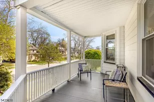 39 Draper Terrace, Montclair, NJ 07042 - Photo 4