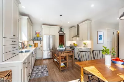 39 Draper Ter, Montclair, NJ 07042 - Photo 24